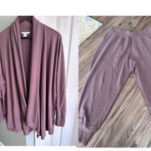 ATHLETA Set - Pranayama  Restore Wrap XL + Coaster Lux Jogger 1X - Smoky Rose